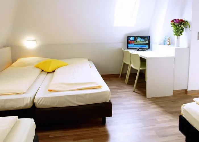 Colour Hotel
