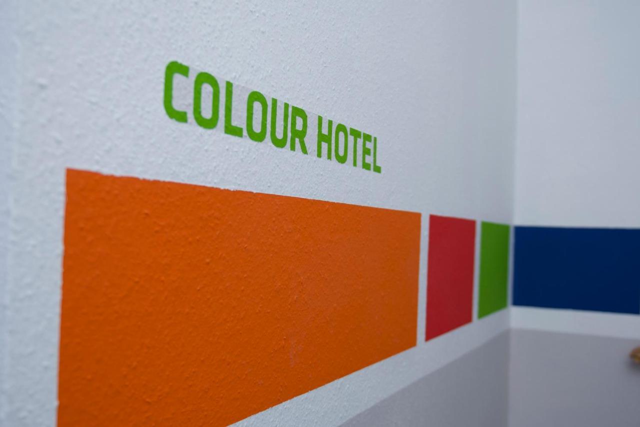 Hotel Colour 3*