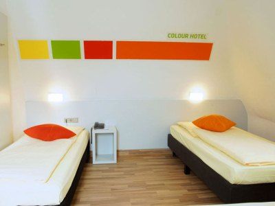 Colour Hotel 3*